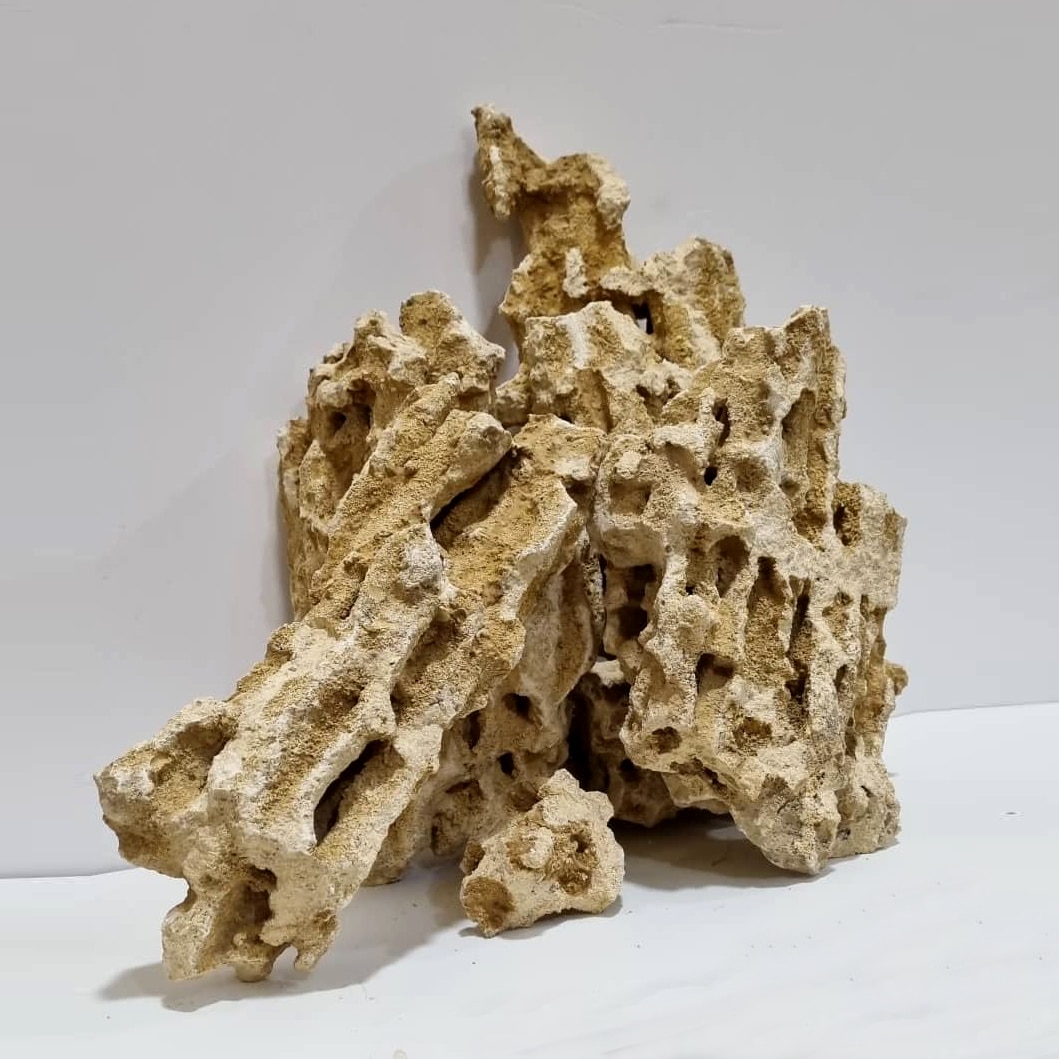 bnakan-qar-qarandzavayin-avazaqar Բնական քար «Քարանձավային ավազաքար»